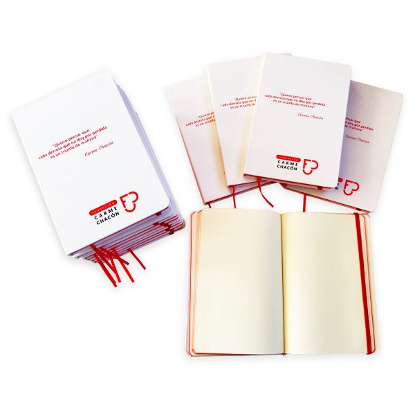Libreta blanca tapa dura frase Carme Chacon